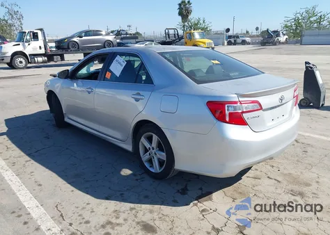 2012 Toyota Camry Se z USA, uszkodzony, nr VIN 4T1BF1FK3CU065441